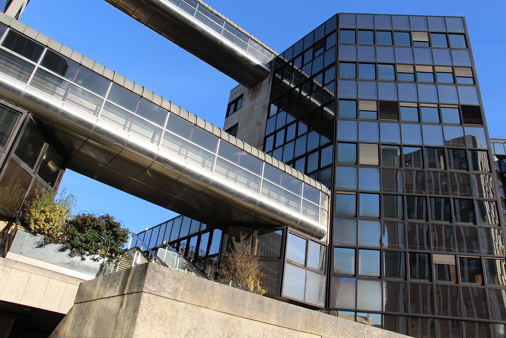 Bâtiment Sully du ministère de l'Économie et des Finances à Bercy, à Paris